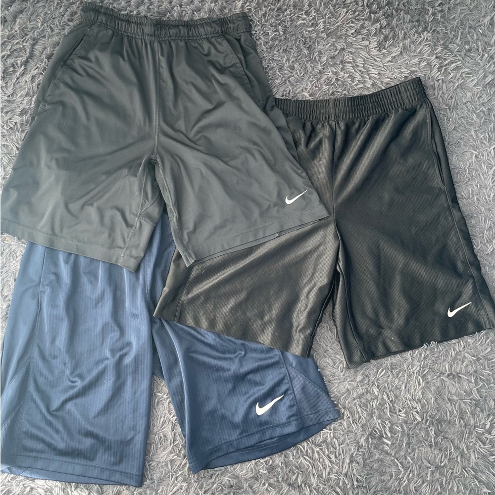 Men Size Medium Nike Basketball Shorts Bundle of 3